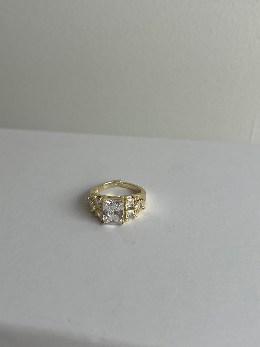 Majestic Ring