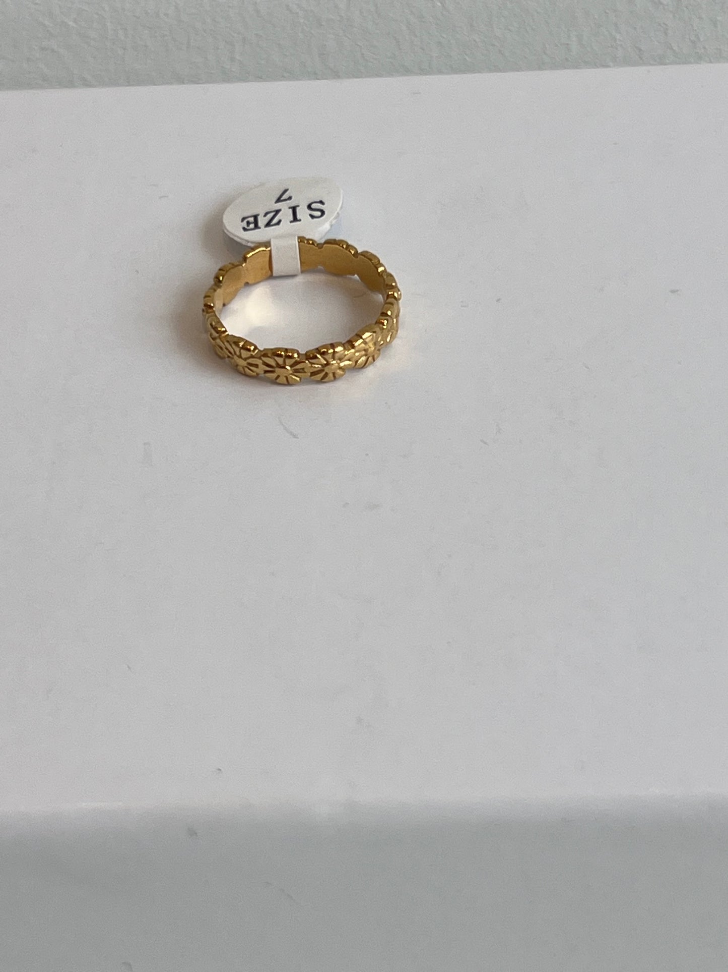 Daisy Ring