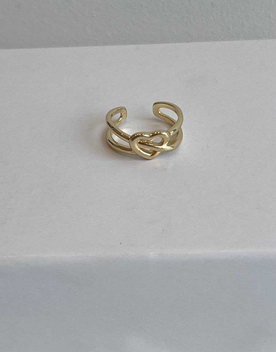 Amara Ring