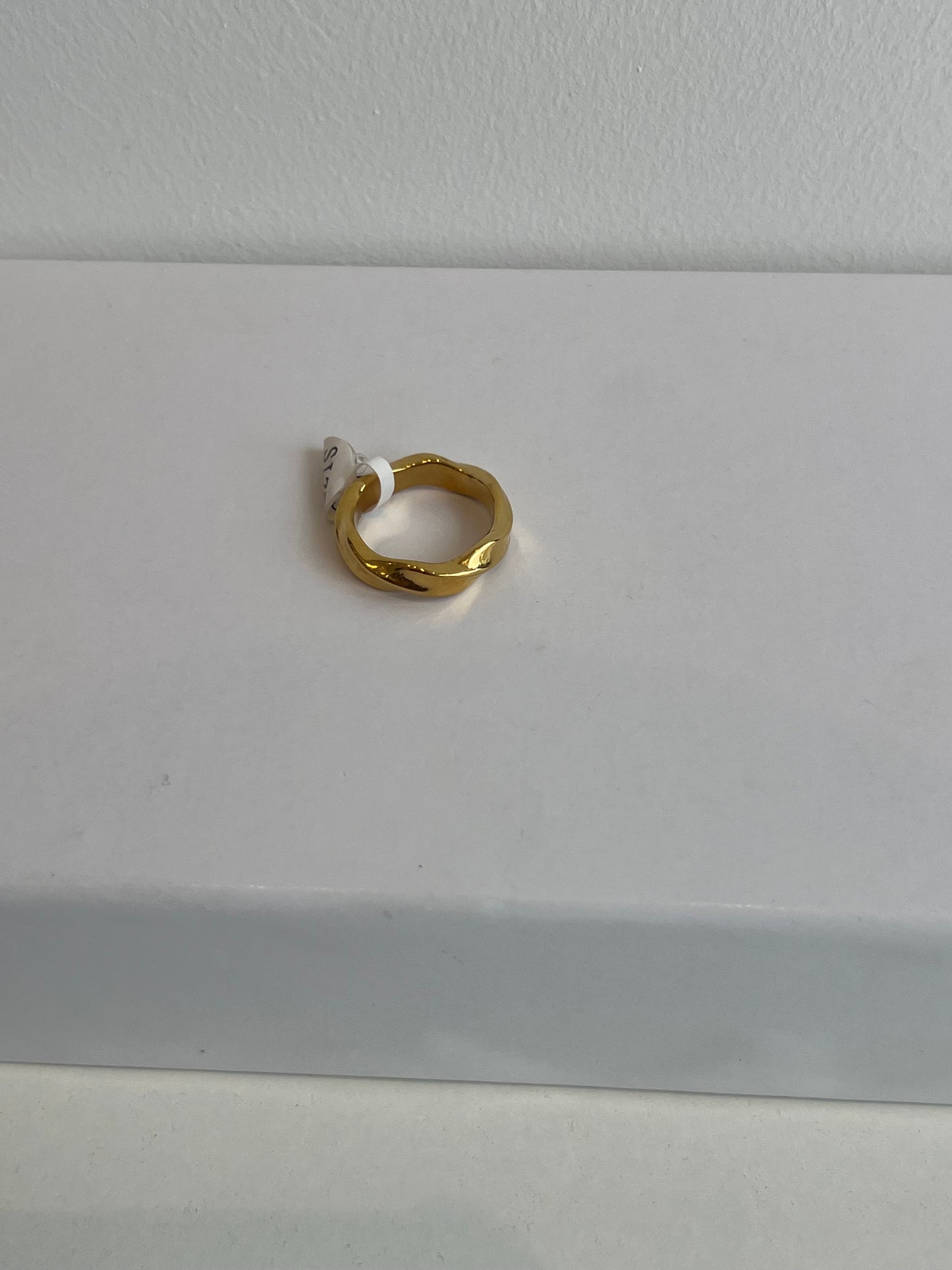 Twisted Ring