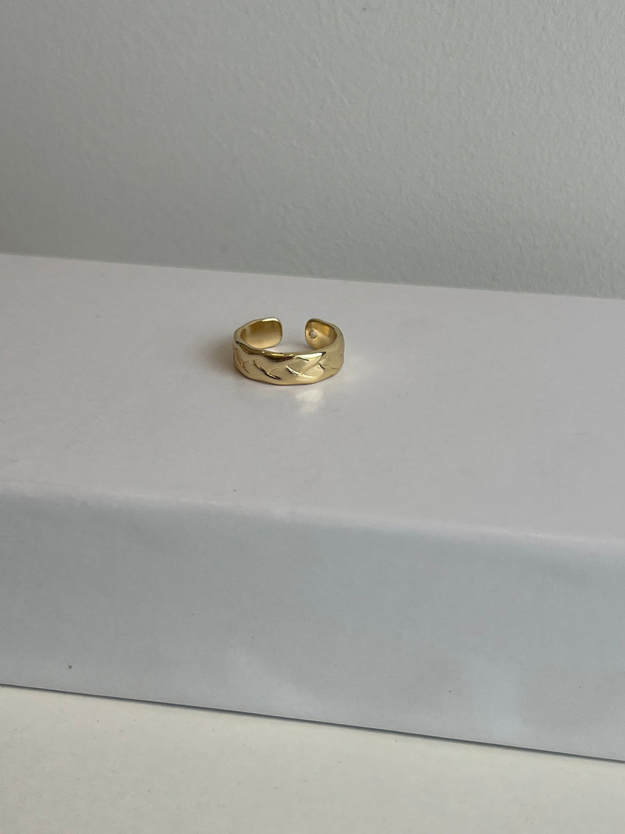 Vesper Ring