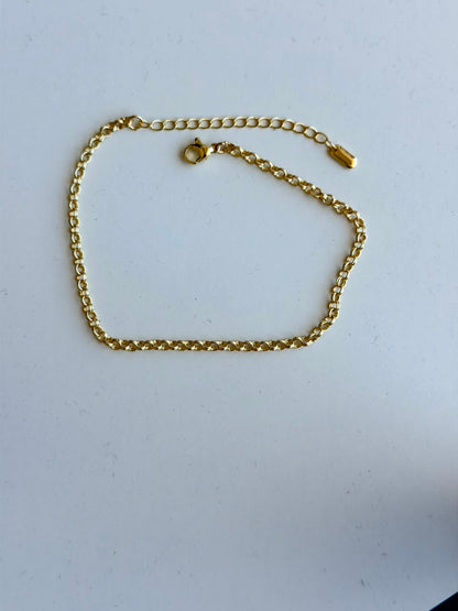 Anklet O